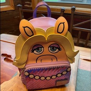 Disney Parks Loungefly Muppets Miss Piggy Sequin Backpack